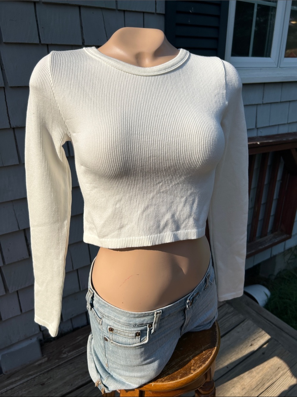 Forever 21 White Ribbed Long-Sleeve Crop Top